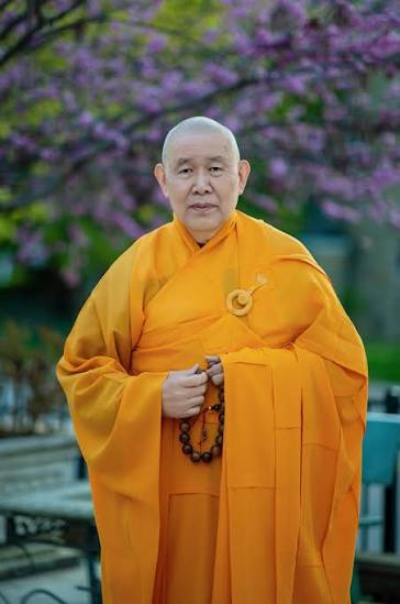 Văn học Phật giáo - HOÀ THƯỢNG THÍCH NHƯ ĐIỂN HẠT NHÂN TỈNH THỨC NƠI MIỀN ĐẤT KHÁCH